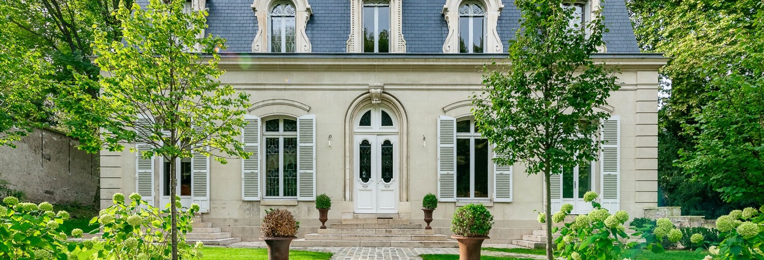 Maison 10 Pièces 327 m² à vendre à Sens (89100)