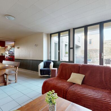 Maison 8 pièces 210000 €