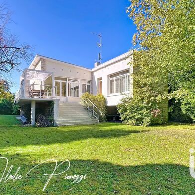 Maison 7 pièces 874000 €