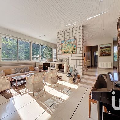 Maison 7 pièces 874000 €