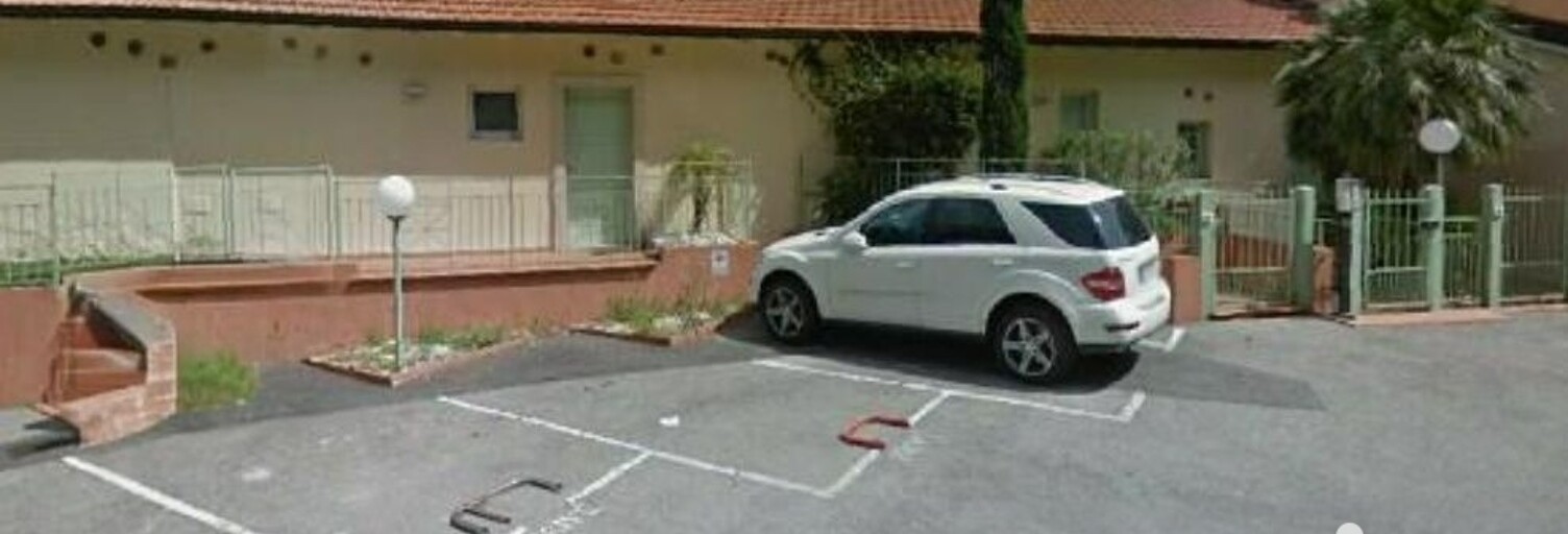 Garage  13 m² à vendre à Èze (06360)