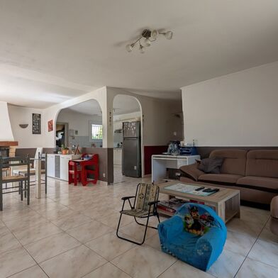 Maison 5 pièces 215000 €