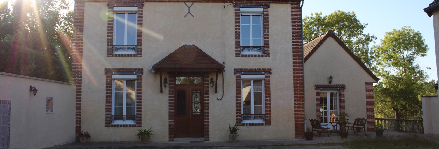 Maison 7 Pièces 155 m² à vendre à Champlay (89300)