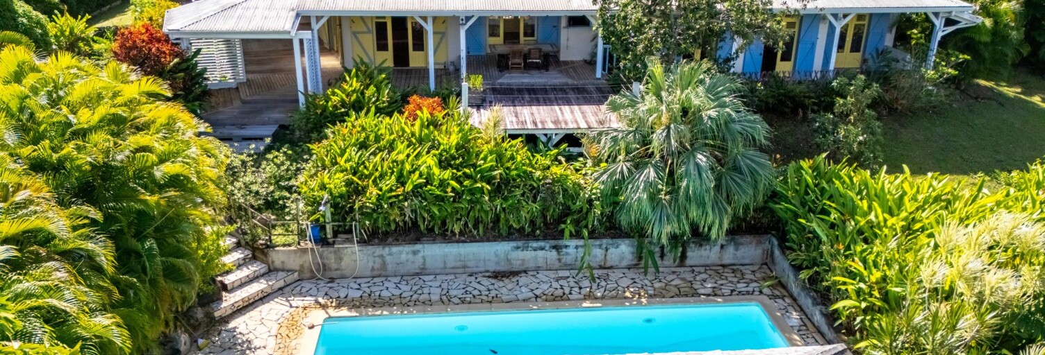 Maison 6 Pièces 185 m² à vendre à Sainte-Rose (97115)