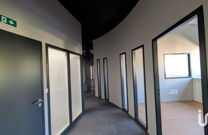Vente Local d'activités 304 m&sup2; — photo 5