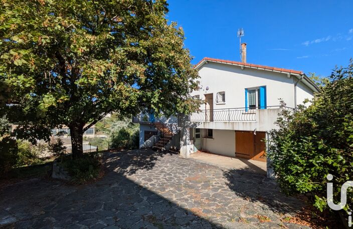 Vente Maison/villa 7 pièces — photo 2