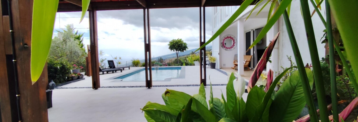 Maison 5 Pièces 200 m² à vendre à Saint-Paul (97460)