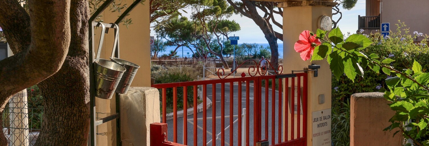 Appartement 4 Pièces 64 m² à vendre à Saint-Cyr-sur-Mer (83270)