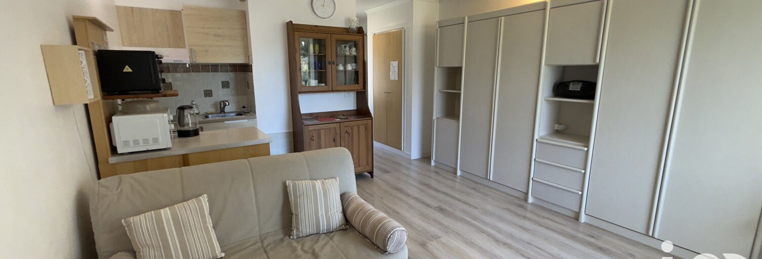 Appartement 1 Pièce 30 m² à vendre à Gréoux-les-Bains (04800)