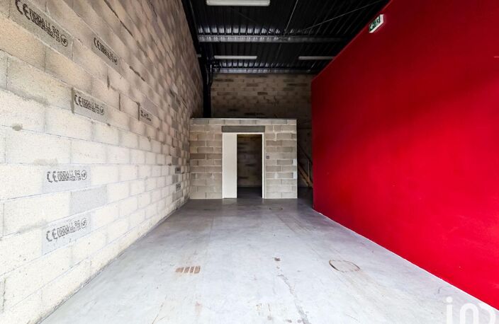 Vente Local d'activités 60 m&sup2; — photo 3
