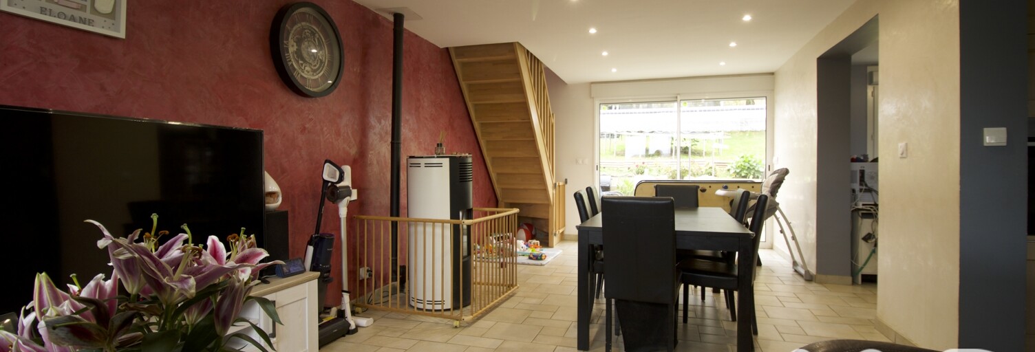 Maison 8 Pièces 143 m² à vendre à Suzoy (60400)