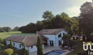 Maison 8 Pièces 197 m² à vendre à Saubion (40230)