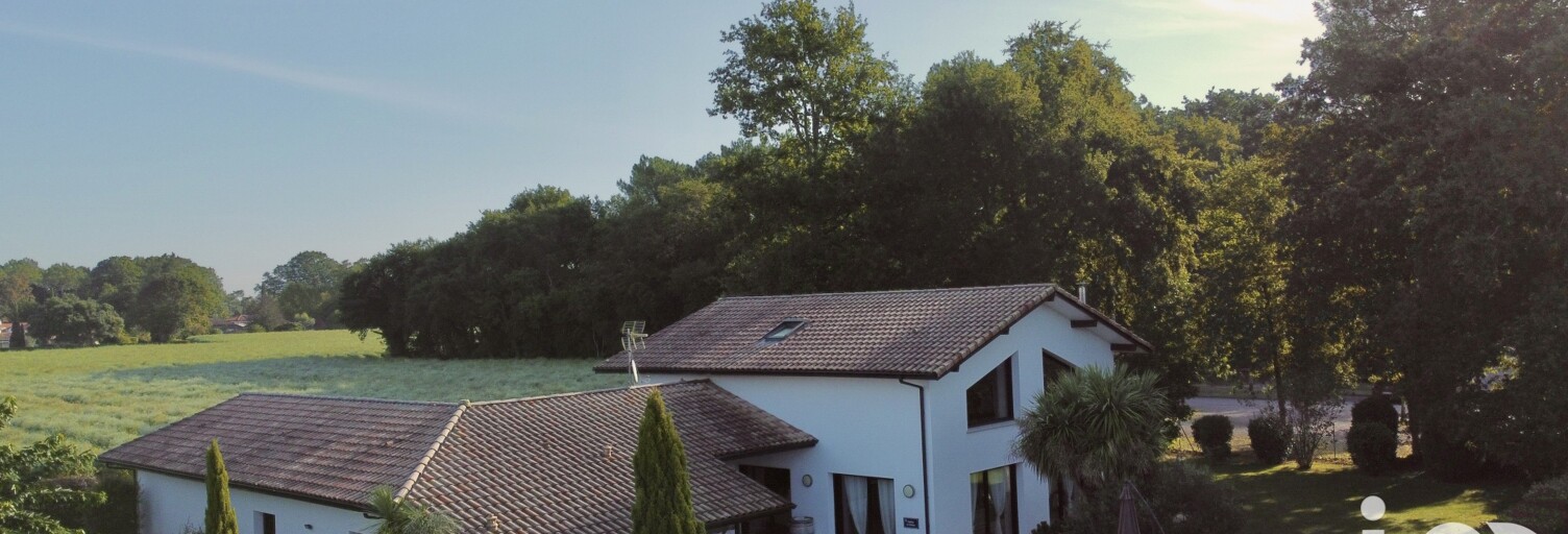 Maison 8 Pièces 197 m² à vendre à Saubion (40230)