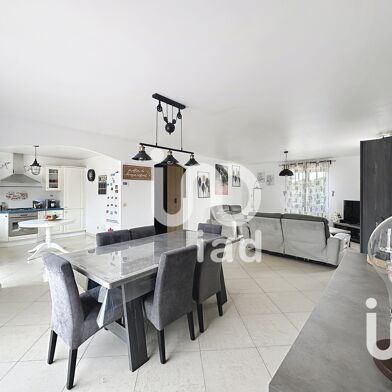 Maison 4 pièces 396000 €