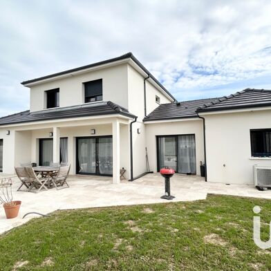 Maison 6 pièces 461999 €