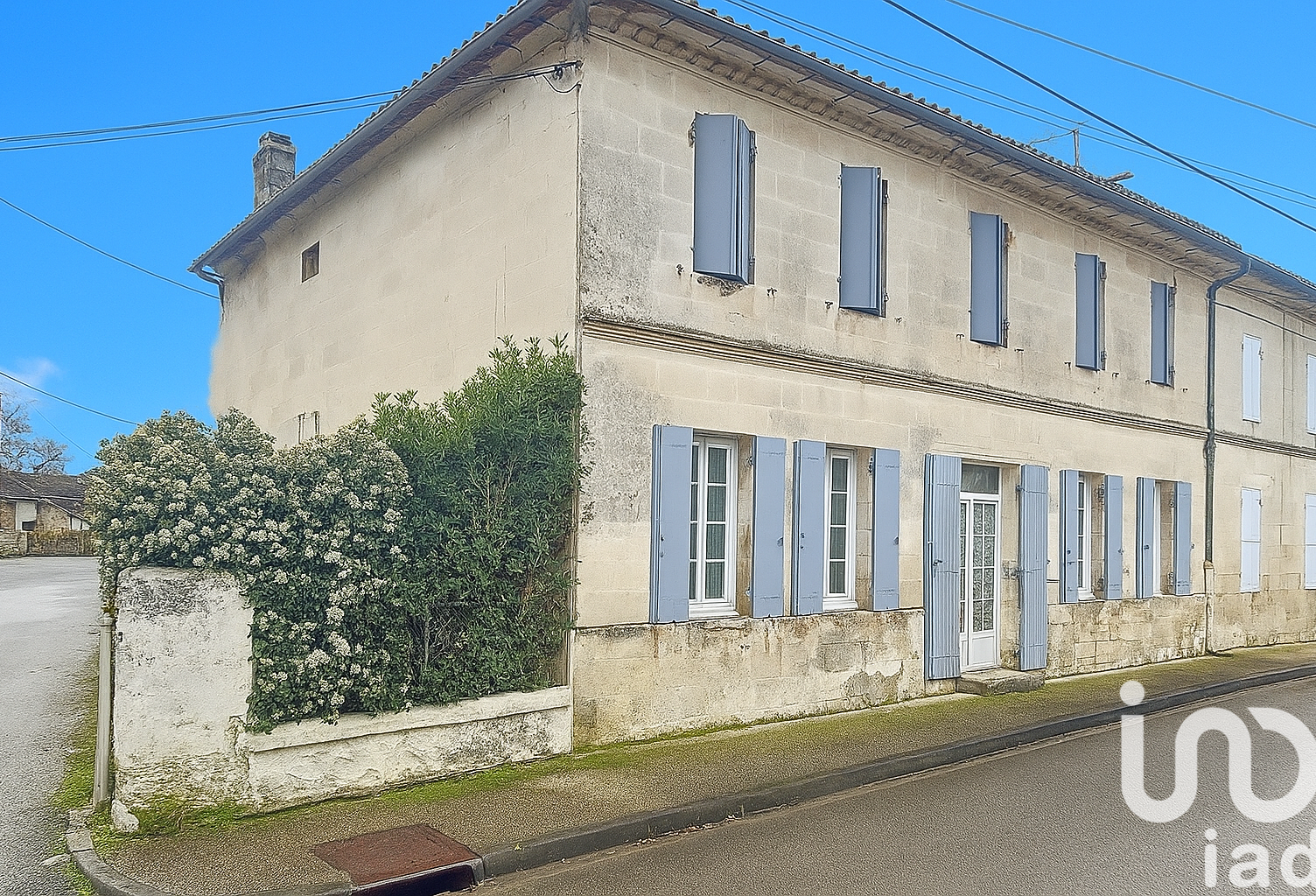 Vente Maison/villa 8 pièces — photo 1