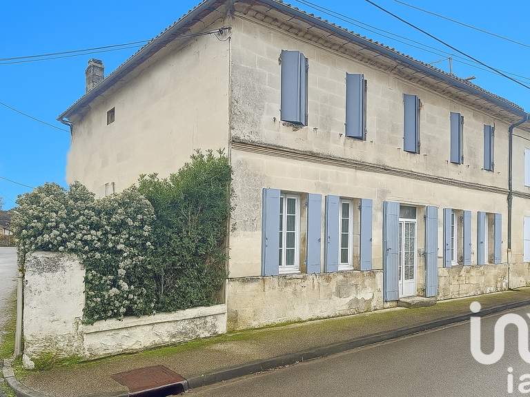 Vente Maison/villa 8 pièces — photo 1