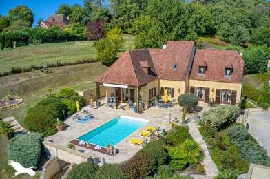 Maison 7 pièces 622560 €