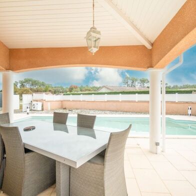 Maison 4 pièces 317700 €