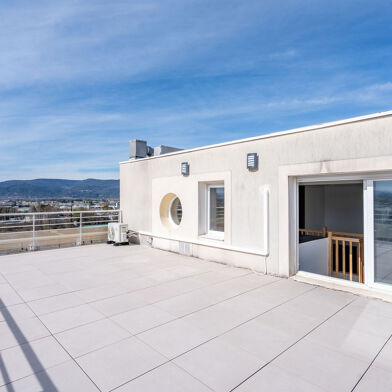 Appartement 3 pièces 244000 €