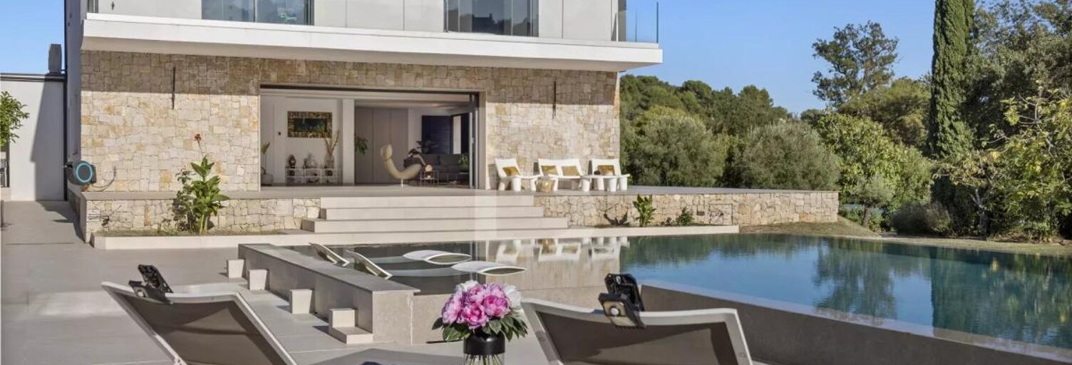 Maison 9 Pièces 326 m² à vendre à Valbonne (06560)