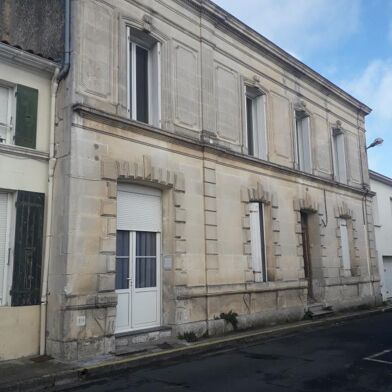 Appartement 3 pièces 655 €