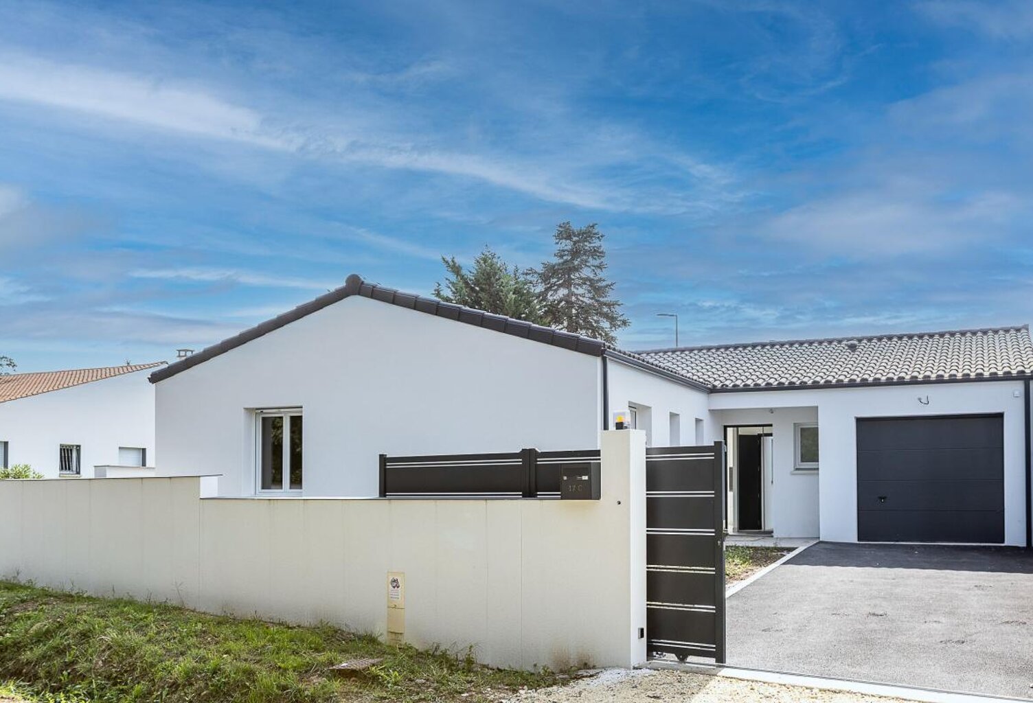 Maison À Vendre — photo 1