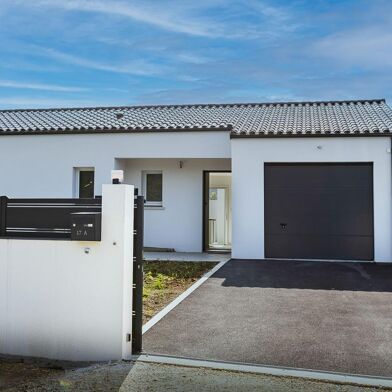 Maison 4 pièces 560000 €