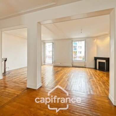Appartement 5 pièces 744000 €