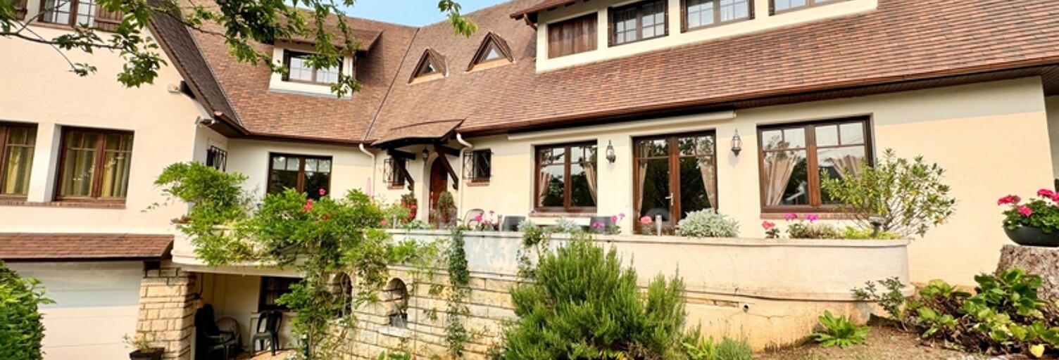 Maison 8 Pièces 265 m² à vendre à La Celle-Saint-Cloud (78170)