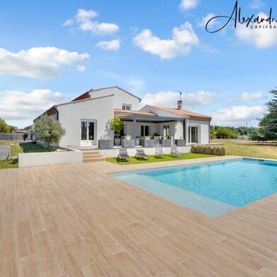 Maison 8 pièces 780000 €