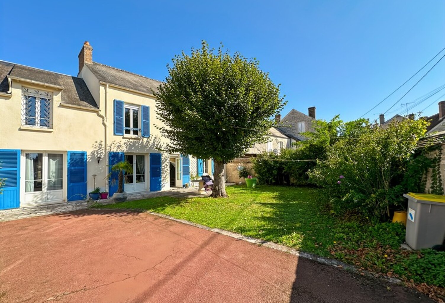 SOUPPES S/LOING proche à 5mn. Maison de caractère 7 pièces de 190 m2 sur terrain clos de 350 m2 avec garage — photo 1