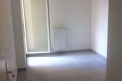 Appartement 2 pièces 810 €