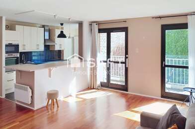 Appartement 4 pièces 236000 €