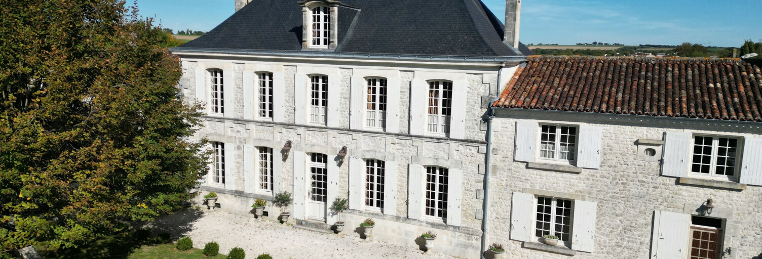 Maison 11 Pièces 348 m² à vendre à La Vergne (17400)