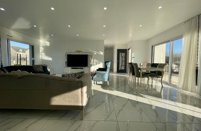 A VENDRE- SOQUET IMMOBILIER - MAISON RECENTE DE PLAIN-PIED — photo 4
