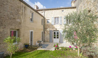 Maison 6 Pièces 210 m² à vendre à Saint-Jean-d'Angély (17400)