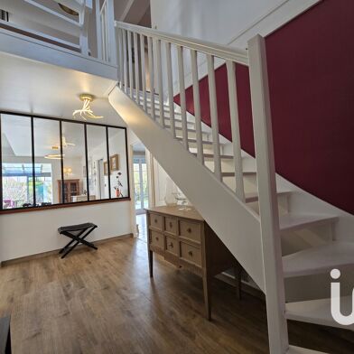 Maison 8 pièces 550000 €