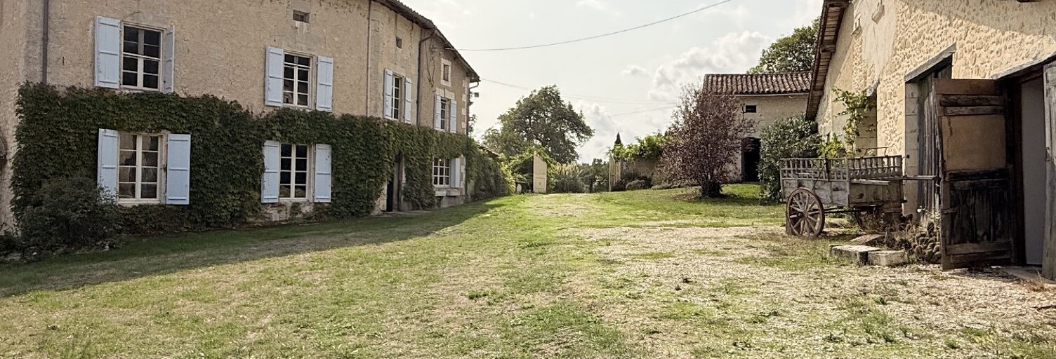 Maison 7 Pièces 260 m² à vendre à Aubeterre-sur-Dronne (16390)