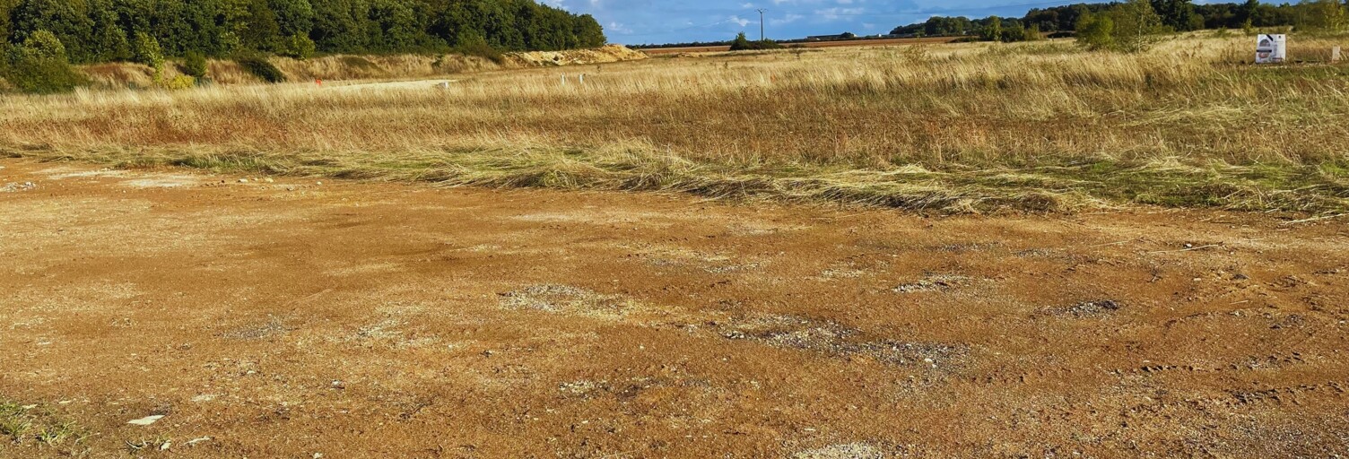 Terrain  923 m² à vendre à Saint-Florent-sur-Cher (18400)