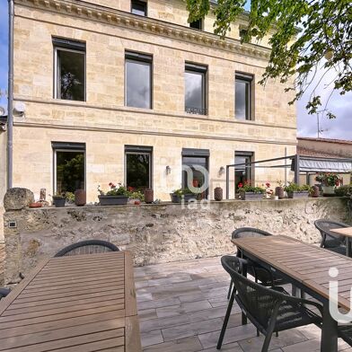 Maison 10 pièces 880000 €