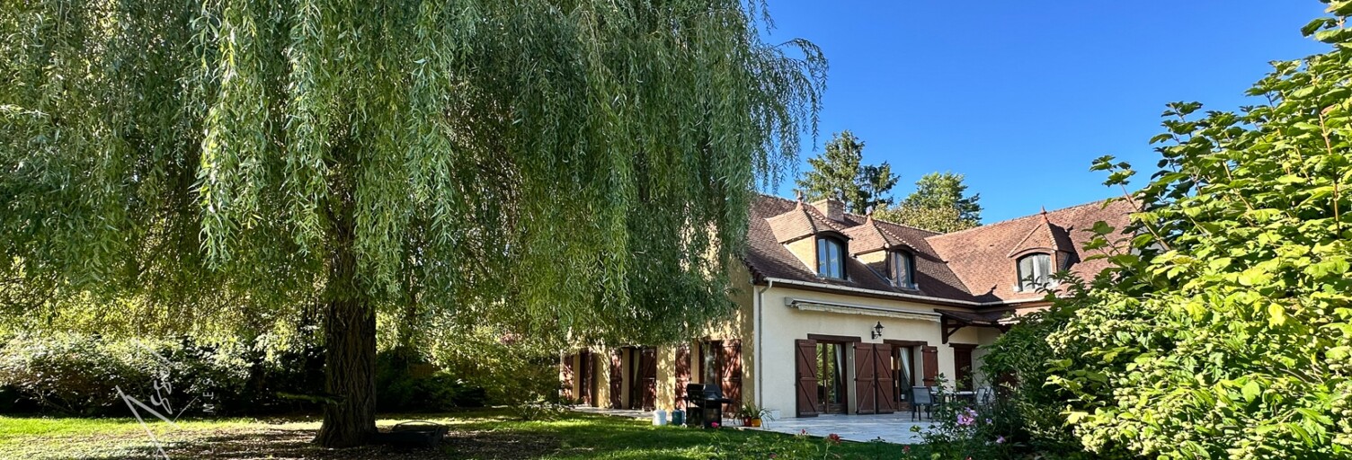 Maison 10 Pièces 227 m² à vendre à Samois-sur-Seine (77920)