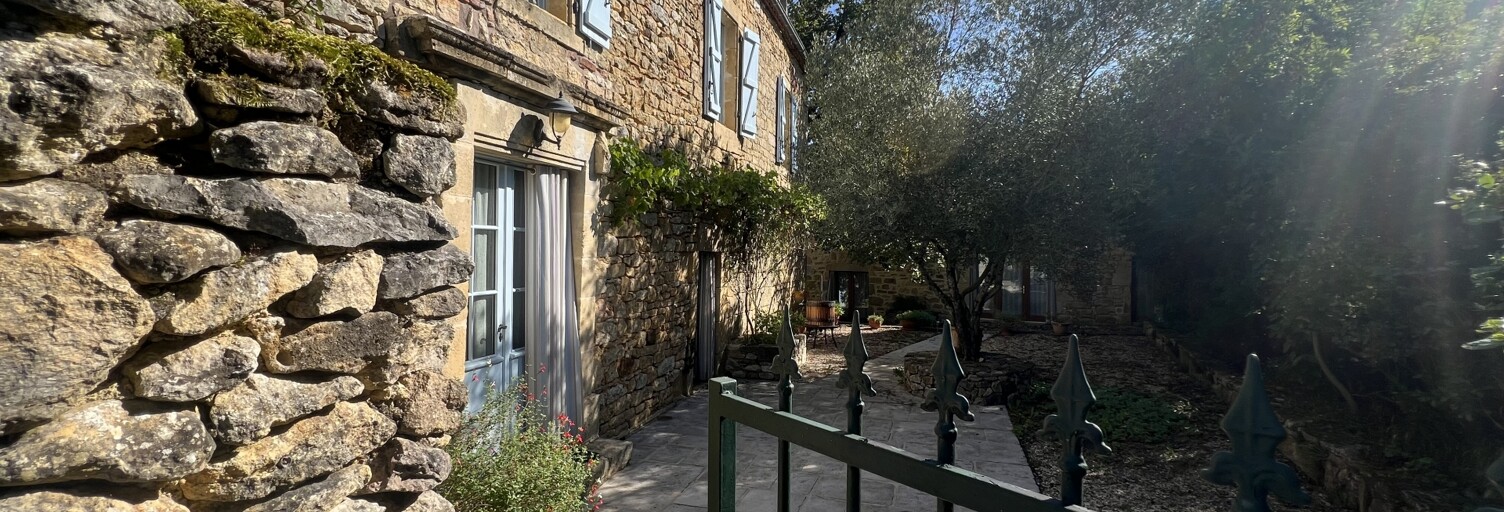 Maison 11 Pièces 276 m² à vendre à Nadaillac-de-Rouge (46350)