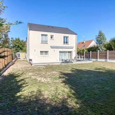 Maison 6 pièces 549000 €