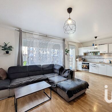 Appartement 4 pièces 219000 €