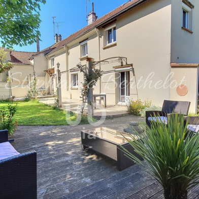 Maison 5 pièces 395000 €