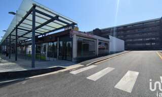 Commerce  171 m² à vendre à Mourenx (64150)