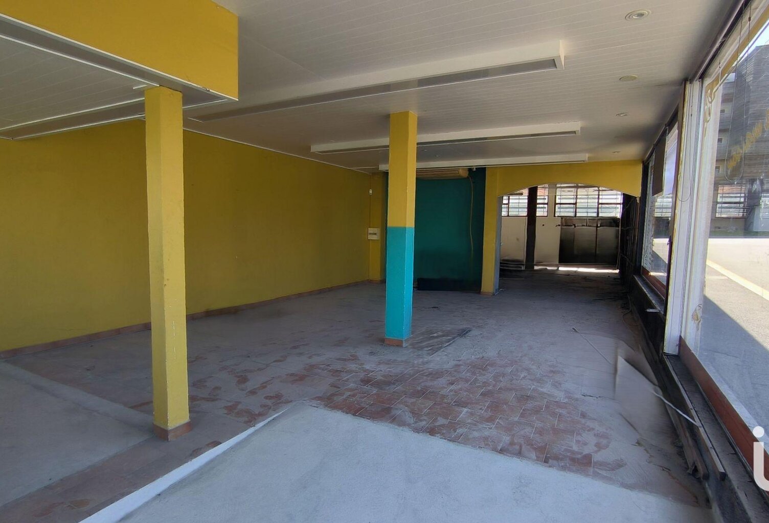 Vente Boutique/Local commercial 171 m&sup2; — photo 1