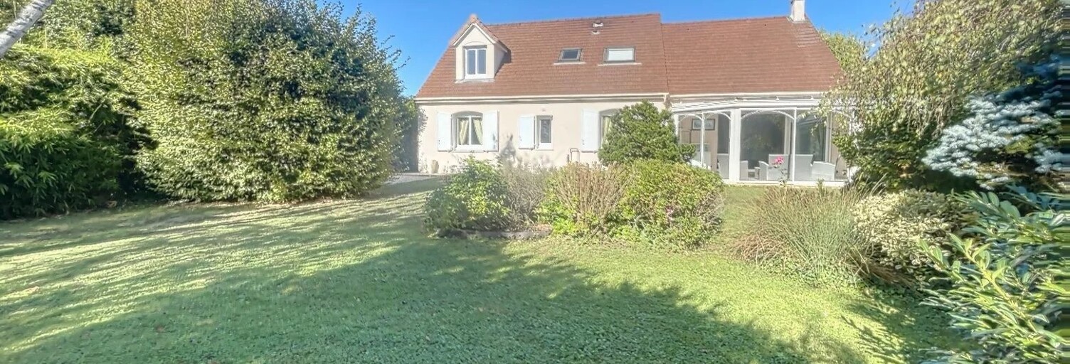 Maison 7 Pièces 176 m² à vendre à Périgny (94520)
