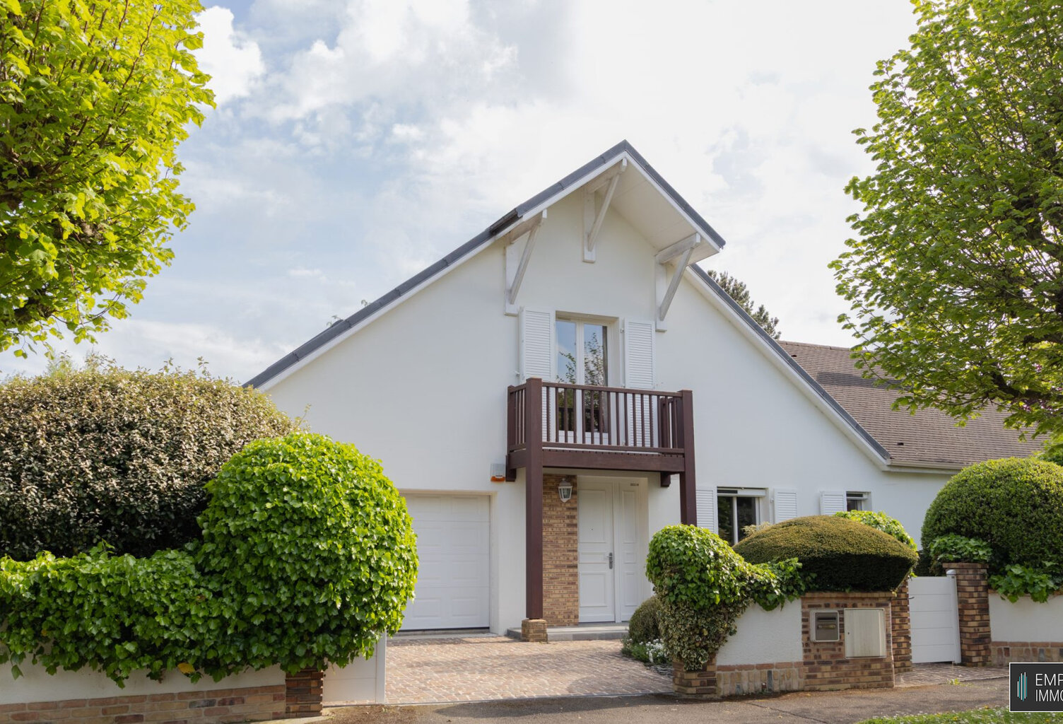 Domaine du golf maison de 9 pièces de 246 m² — photo 1